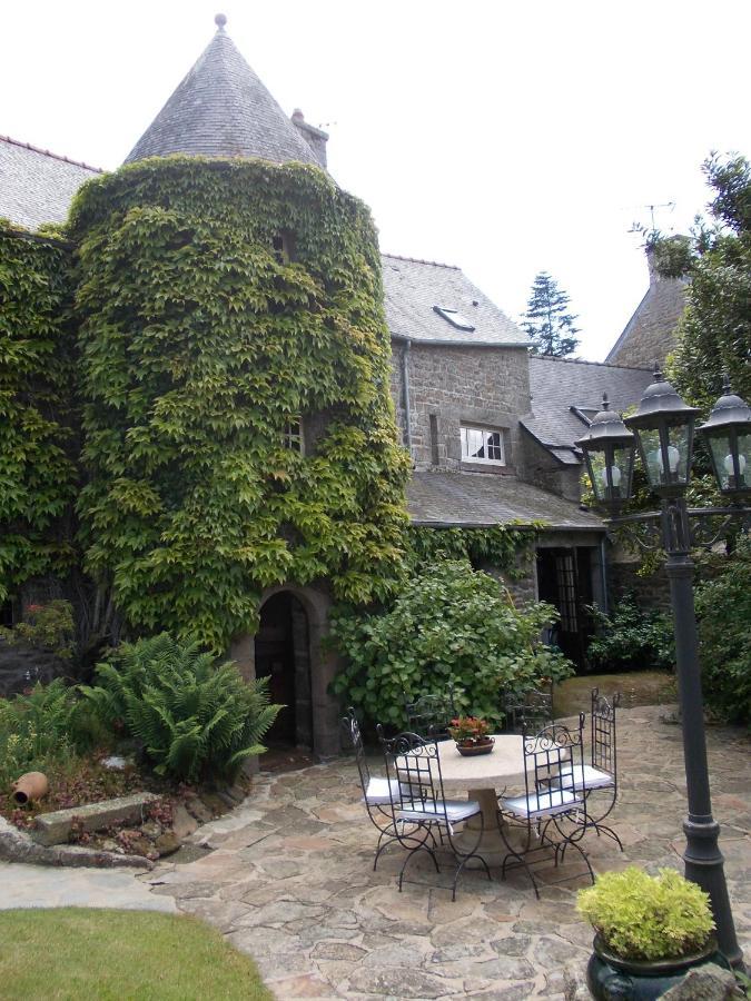 クインティン La Tourelle 22 Bed & Breakfast エクステリア 写真